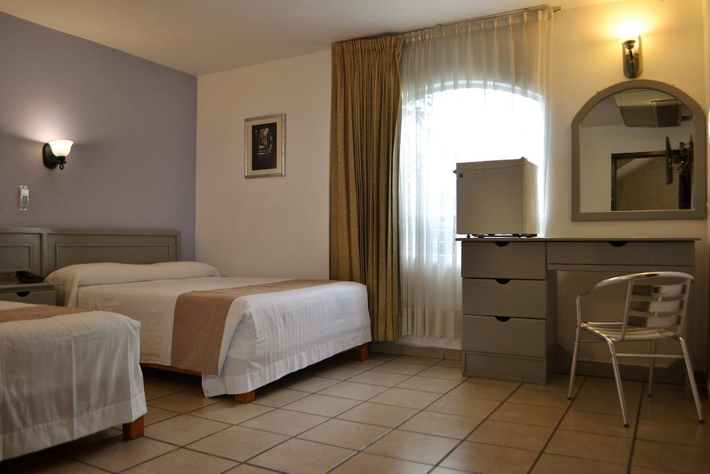 Hotel Villa Del Sol Expo Guadalajara Zewnętrze zdjęcie